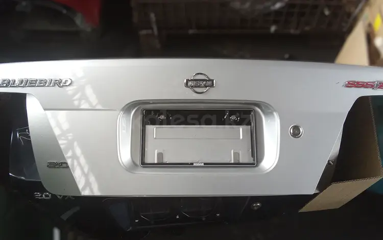 Крышка багажника Nissan Bluebird U14 за 50 000 тг. в Усть-Каменогорск