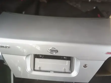 Крышка багажника Nissan Bluebird U14 за 50 000 тг. в Усть-Каменогорск – фото 2