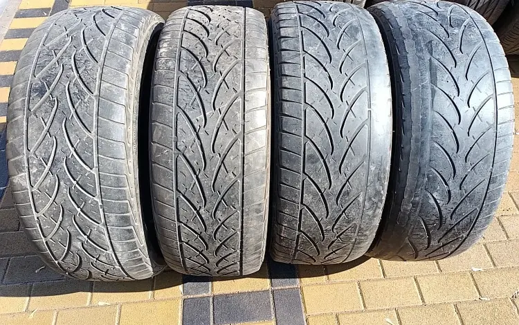 Шины 285/60 R18 — "Bridgestone Dueler H/P" (Япония), летние, в хоfor65 000 тг. в Астана