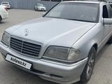 Mercedes-Benz C 180 1995 годаүшін2 200 000 тг. в Усть-Каменогорск