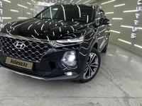 Hyundai Santa Fe 2019 года за 13 770 077 тг. в Астана