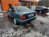 Mercedes-Benz C 180 1994 года за 1 800 000 тг. в Алматы – фото 5