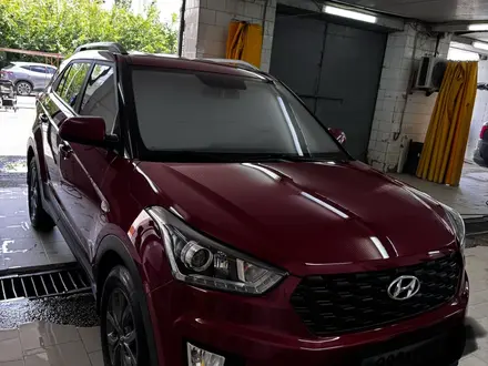 Hyundai Creta 2021 года за 9 799 999 тг. в Астана – фото 2