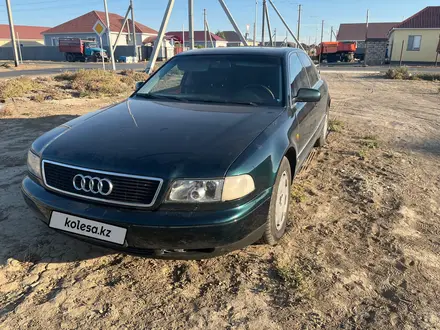 Audi A8 1997 года за 2 700 000 тг. в Уральск – фото 2