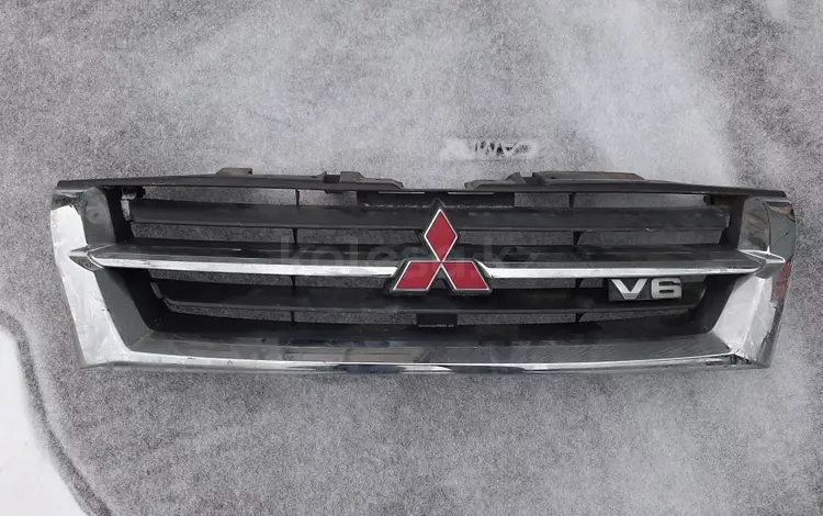 Решётка радиатора Mitsubishi Pajero III Мицубиси Паджеро 3 за 25 000 тг. в Семей