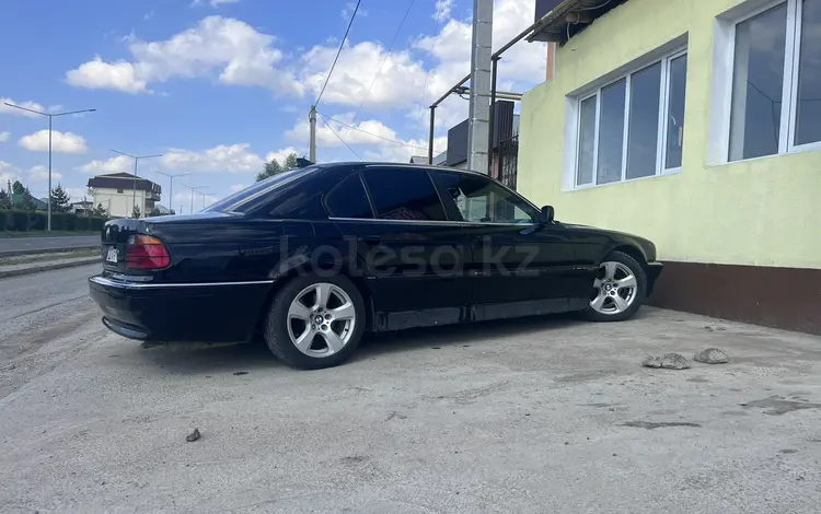 BMW 735 1995 года за 2 500 000 тг. в Шымкент