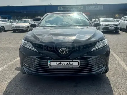 Toyota Camry 2020 года за 16 500 000 тг. в Шымкент – фото 9