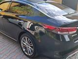 Kia Optima 2017 года за 9 500 000 тг. в Актау – фото 2