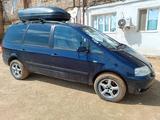 Volkswagen Sharan 2001 года за 3 250 000 тг. в Актобе – фото 5