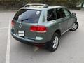 Volkswagen Touareg 2005 годаүшін4 500 000 тг. в Алматы – фото 12