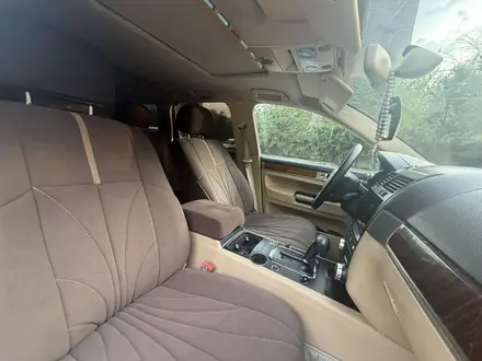 Volkswagen Touareg 2005 года за 4 500 000 тг. в Алматы – фото 30