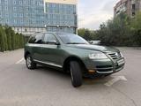 Volkswagen Touareg 2005 года за 4 500 000 тг. в Алматы – фото 5