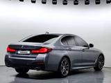 BMW 520 2023 года за 24 100 000 тг. в Алматы – фото 2