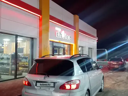 Toyota Ipsum 2004 года за 4 000 000 тг. в Атырау – фото 4
