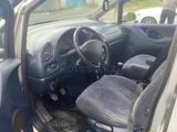 Volkswagen Sharan 1997 годаүшін2 750 000 тг. в Караганда – фото 3