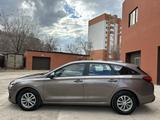 Hyundai i30 2022 года за 8 100 000 тг. в Уральск – фото 4