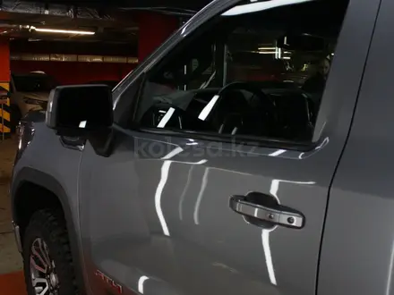 GMC Sierra 2021 года за 26 000 000 тг. в Алматы – фото 19