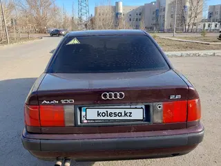 Audi 100