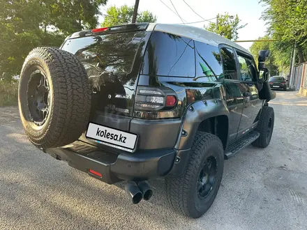 Toyota FJ Cruiser 2015 года за 14 900 000 тг. в Алматы – фото 2