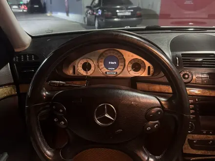 Mercedes-Benz E 200 2007 года за 5 200 000 тг. в Алматы – фото 14