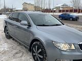 Skoda Superb 2011 годаfor3 500 000 тг. в Астана