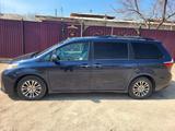 Toyota Sienna 2018 года за 13 300 000 тг. в Караганда