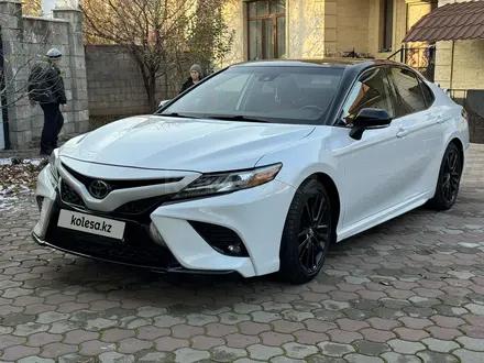 Toyota Camry 2019 года за 13 900 000 тг. в Алматы – фото 6