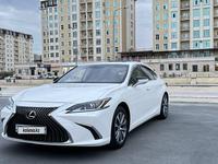 Lexus ES 250 2019 года за 21 500 000 тг. в Актау