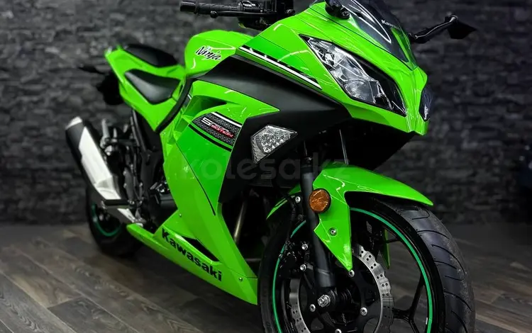 Kawasaki  EX 300 NINJA РАССРЧОКА 0% 2014 года за 2 350 000 тг. в Алматы