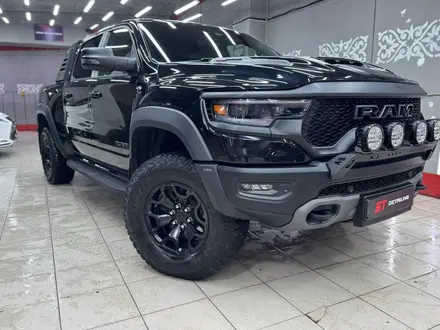 Dodge RAM 2023 года за 80 000 000 тг. в Петропавловск – фото 14