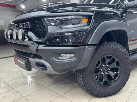 Dodge RAM 2023 года за 80 000 000 тг. в Петропавловск – фото 25