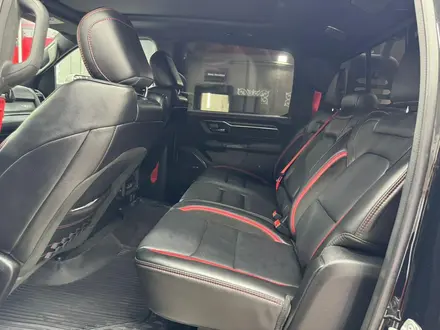 Dodge RAM 2023 года за 80 000 000 тг. в Петропавловск – фото 44