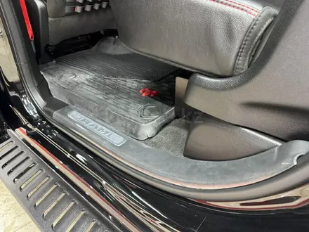 Dodge RAM 2023 года за 80 000 000 тг. в Петропавловск – фото 46