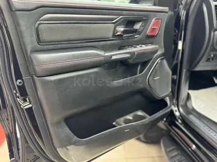 Dodge RAM 2023 года за 80 000 000 тг. в Петропавловск – фото 54