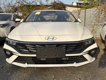 Hyundai Elantra 2024 года за 8 600 000 тг. в Алматы – фото 2