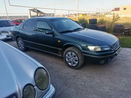 Toyota Camry 1997 года за 3 500 000 тг. в Шамалган – фото 2