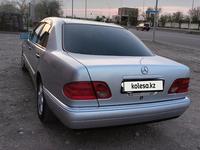 Mercedes-Benz E 320 1998 года за 3 000 000 тг. в Караганда
