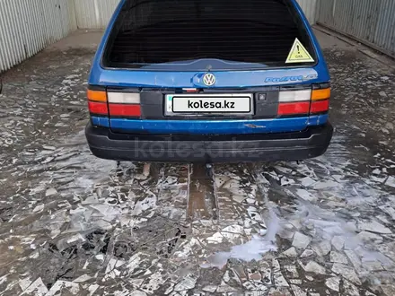 Volkswagen Passat 1988 года за 950 000 тг. в Актау – фото 6