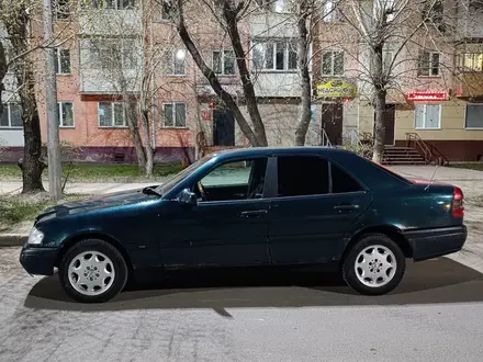 Mercedes-Benz C 180 1996 года за 1 450 000 тг. в Петропавловск – фото 3