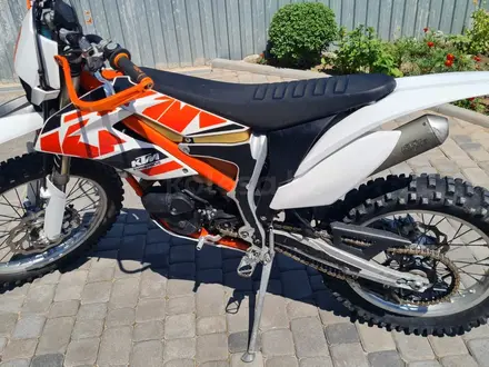 KTM  300 EXC 2015 года за 2 300 000 тг. в Алматы – фото 2