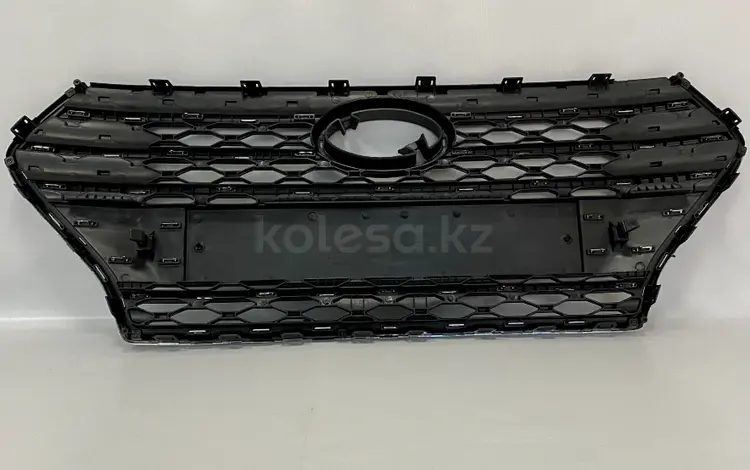Решетка радиатора верхняя хромированная Hyundai Accent 17-19 за 20 000 тг. в Алматы