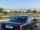 Mercedes-Benz E 280 1998 года за 3 900 000 тг. в Тараз – фото 5