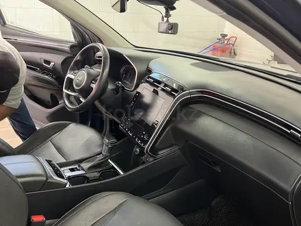 Hyundai Tucson 2023 года за 11 800 000 тг. в Атырау – фото 2