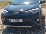 Toyota RAV4 2017 года за 12 000 000 тг. в Усть-Каменогорск
