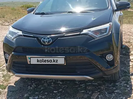 Toyota RAV4 2017 года за 12 000 000 тг. в Усть-Каменогорск