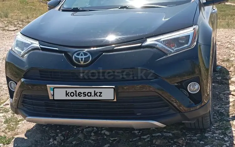 Toyota RAV4 2017 года за 12 000 000 тг. в Усть-Каменогорск