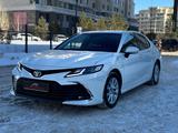 Toyota Camry 2023 годаүшін19 100 000 тг. в Астана – фото 2