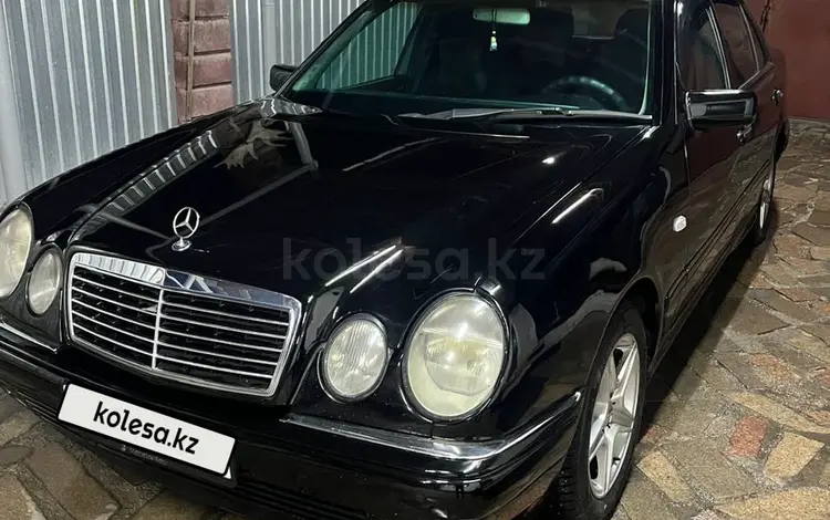 Mercedes-Benz E 320 1997 года за 3 800 000 тг. в Алматы