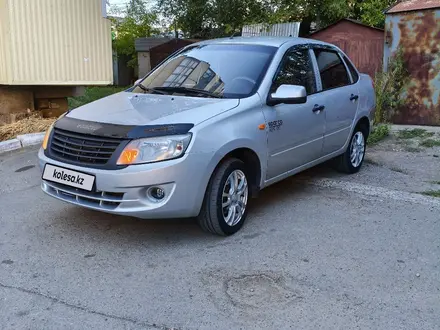 ВАЗ (Lada) Granta 2190 2013 года за 1 900 000 тг. в Уральск