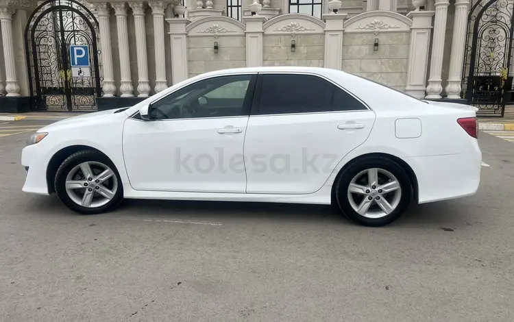 Toyota Camry 2014 года за 6 800 000 тг. в Актау